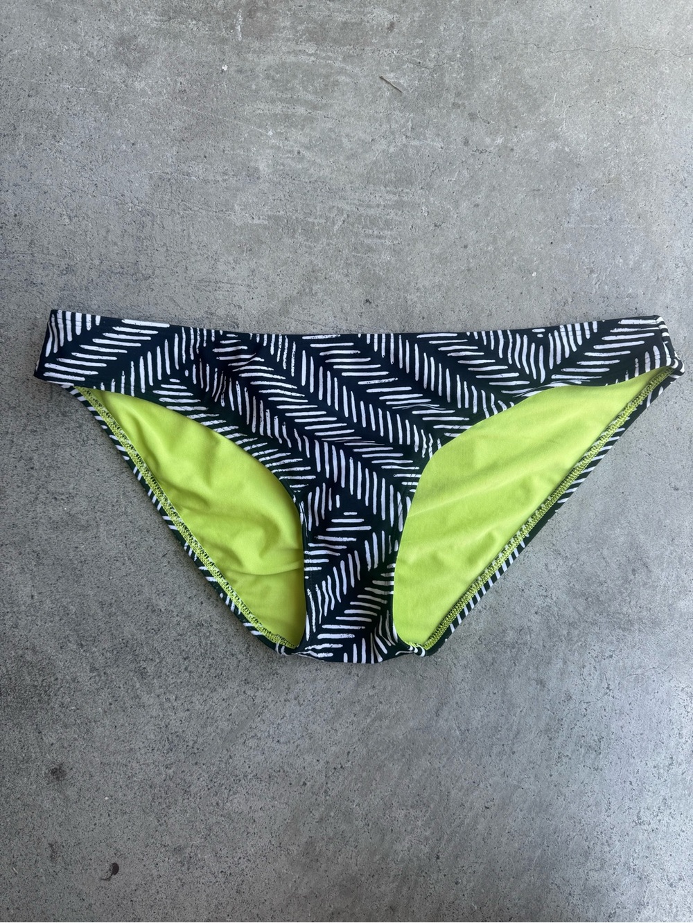 aerie Black & White Lime Green Patterned Bikini Bottom Medium